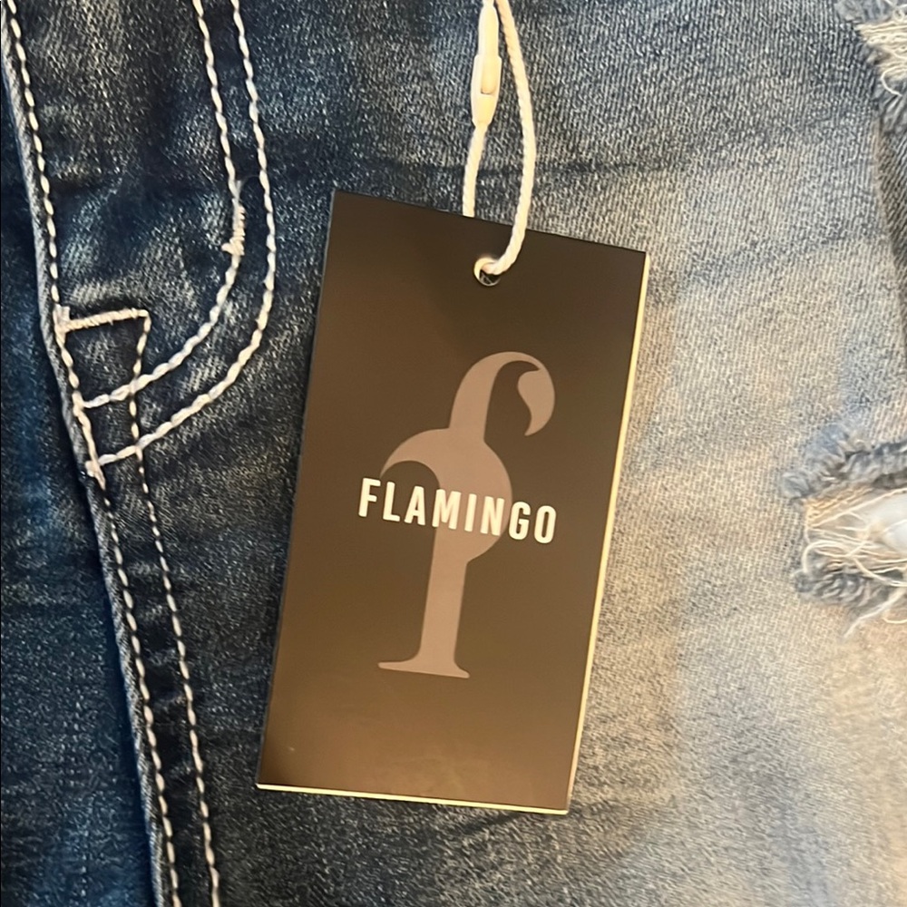 Flamingo Denim Distressed Women's Shorts Size Medium New With Tag - Picture 6 of 16